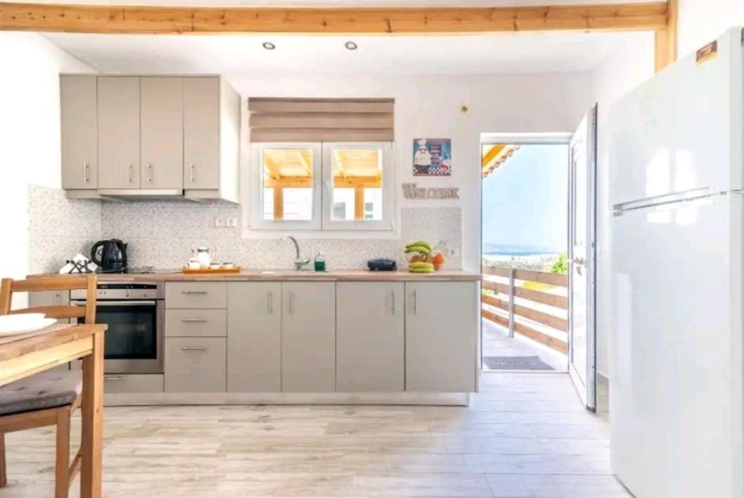 The Holiday House 3 Ираклион Экстерьер фото